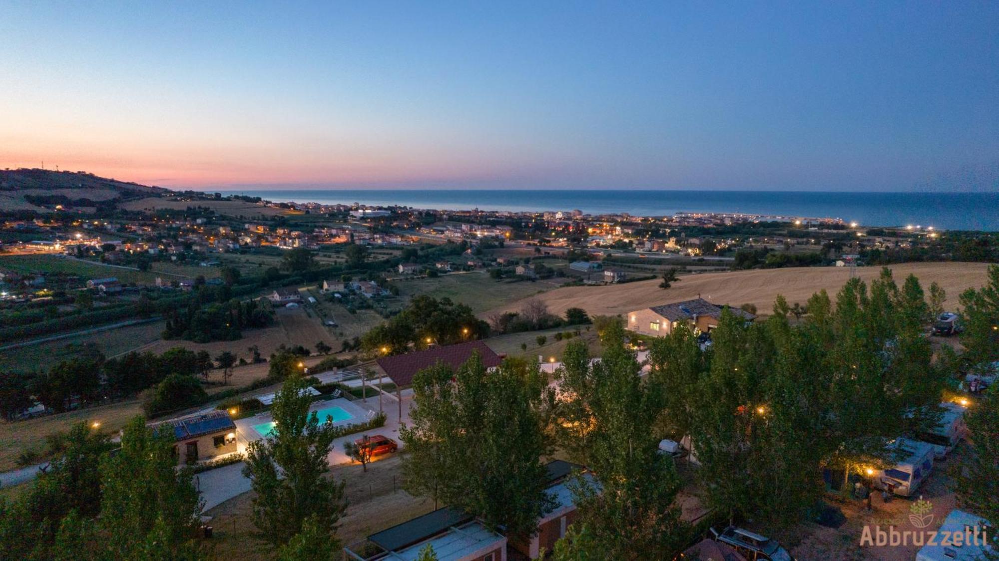 Agricampeggio Abbruzzetti Marina Palmense Exterior photo